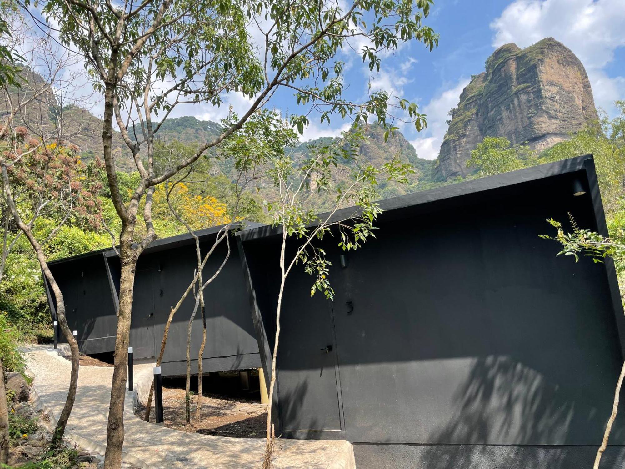 Bajo La Montana Hotel Tepoztlan Ngoại thất bức ảnh